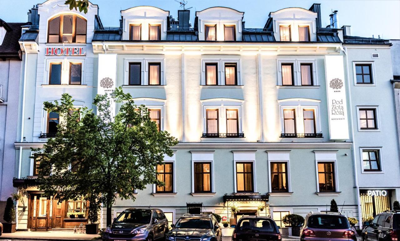 Hotel Pod Zlota Roza Келце Екстериор снимка