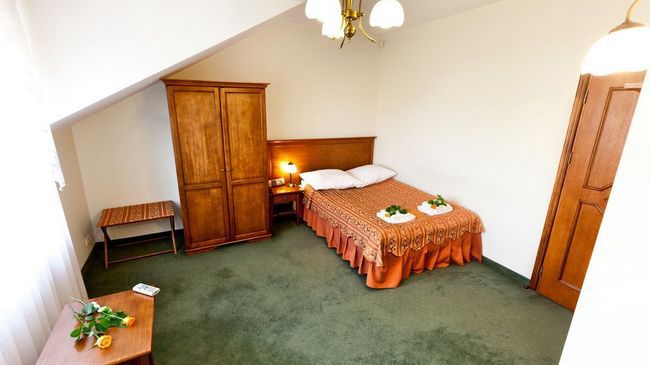 Hotel Pod Zlota Roza Келце Стая снимка